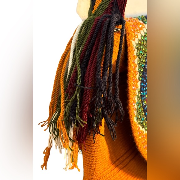 Colombian Wayuu Mochila Crossbody Bag with Crystals - Picture 3 of 13